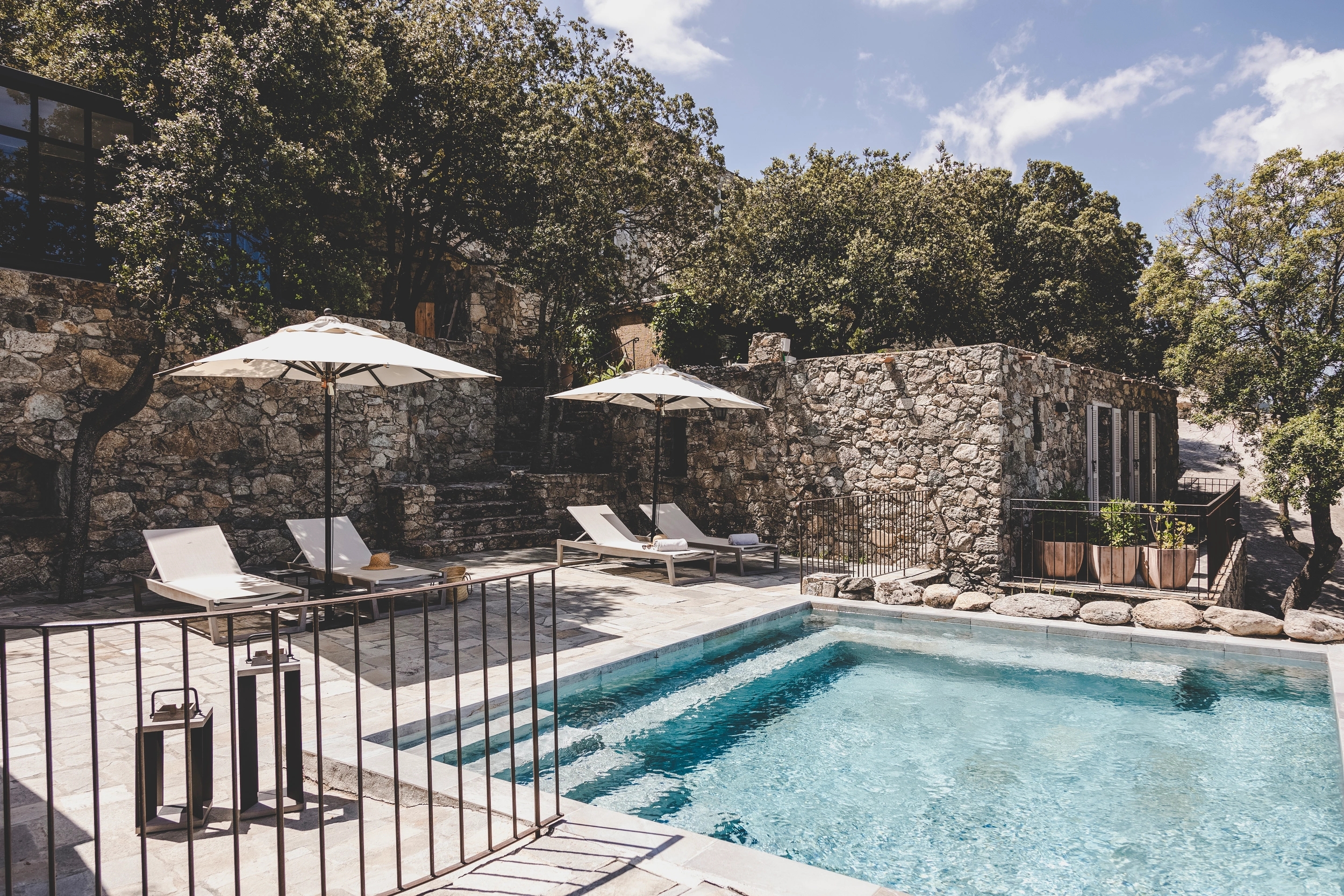Hôtel avec piscine en balagne à Lama en Corse