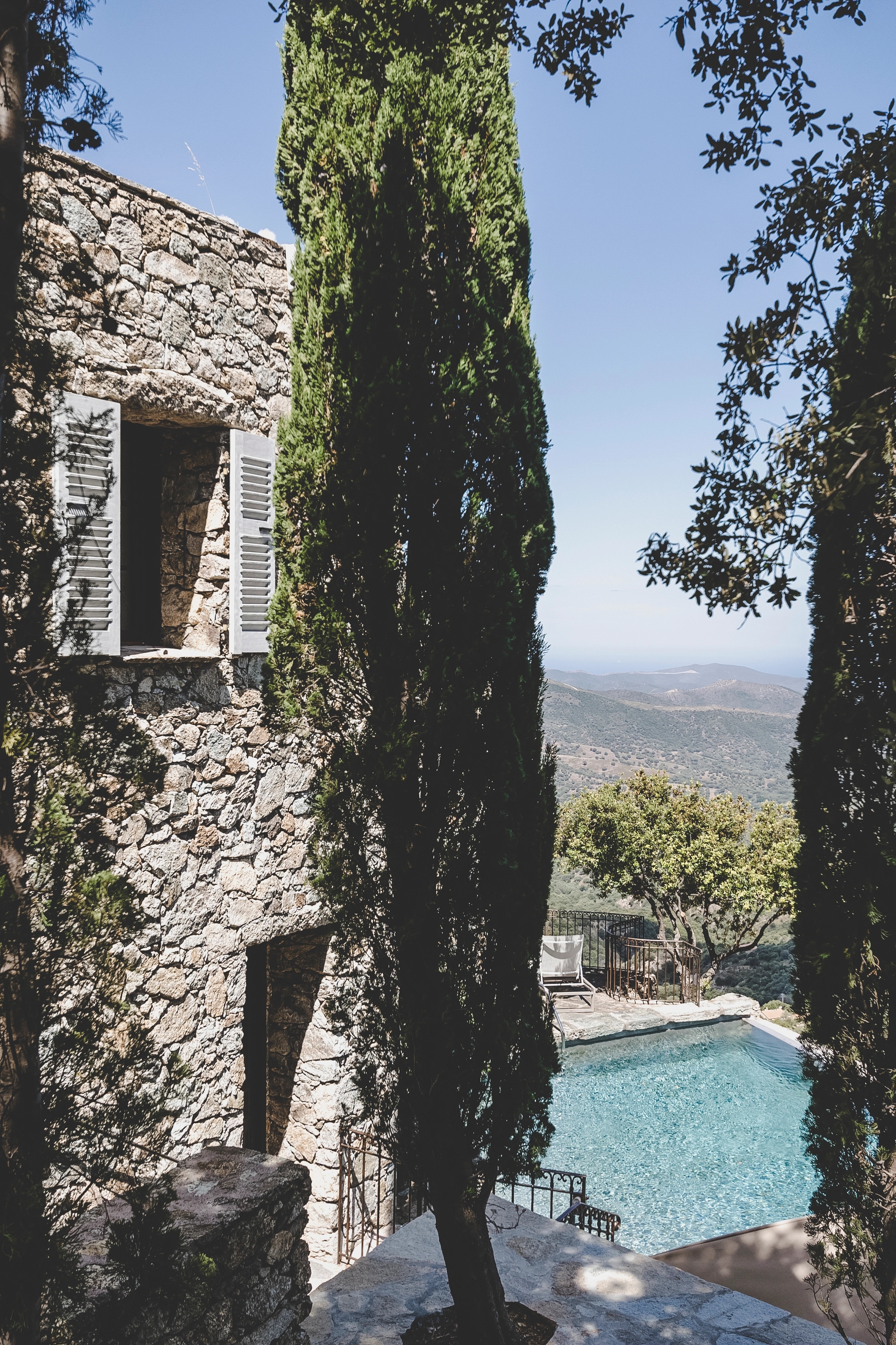 La bâtisse en pierres d'origine de l'hôtel Case Latina à Lama en Balagne